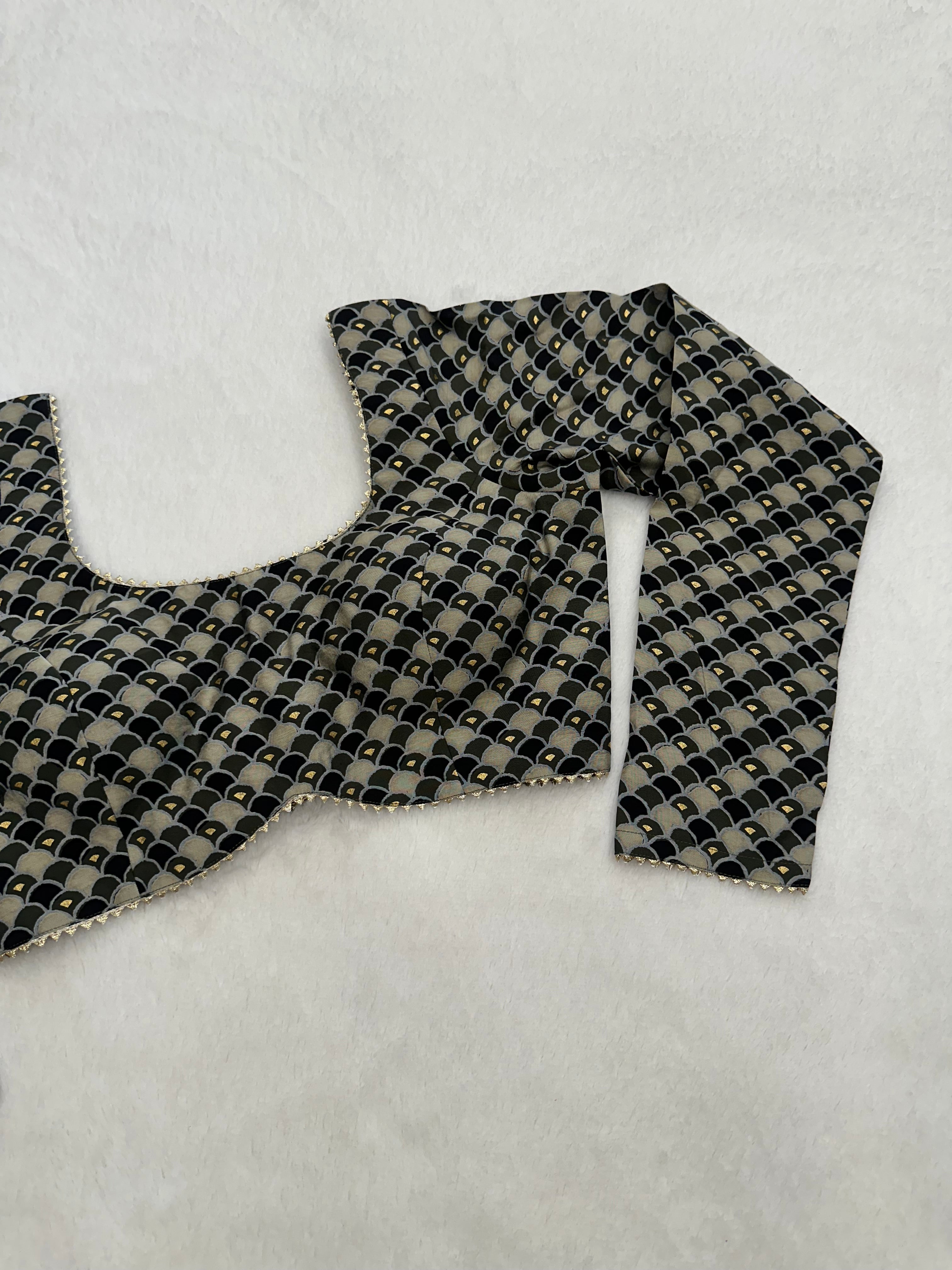 Shadow Blouse