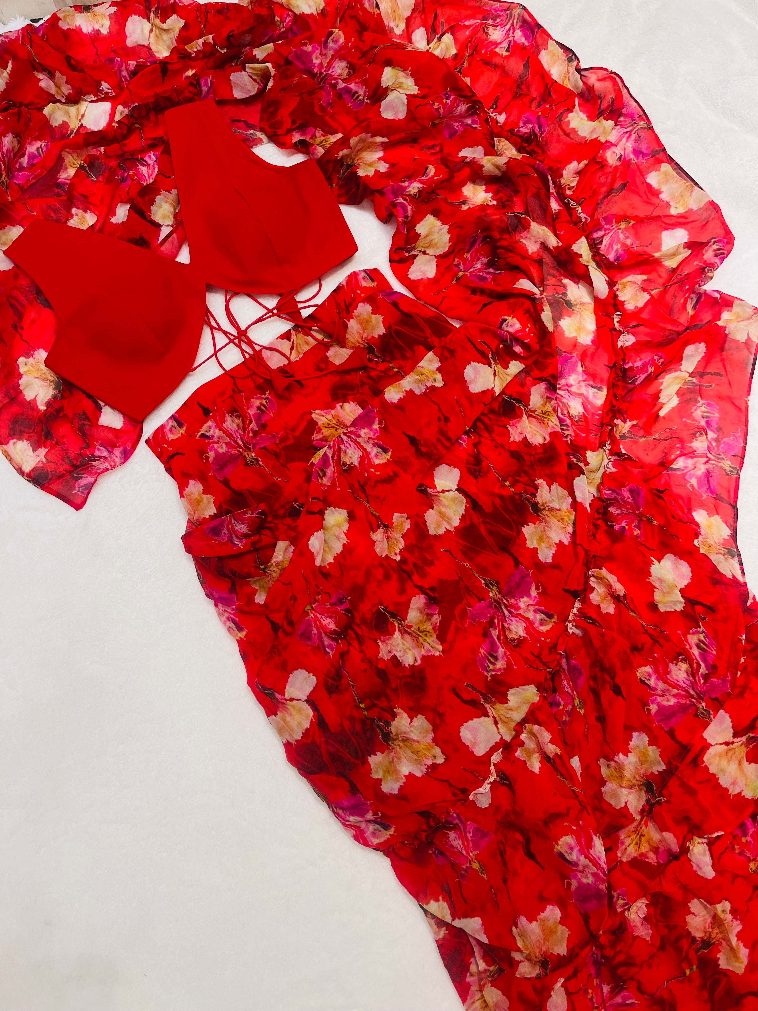 Elegant Red Georgette saree with pre-stitched blouse fabric