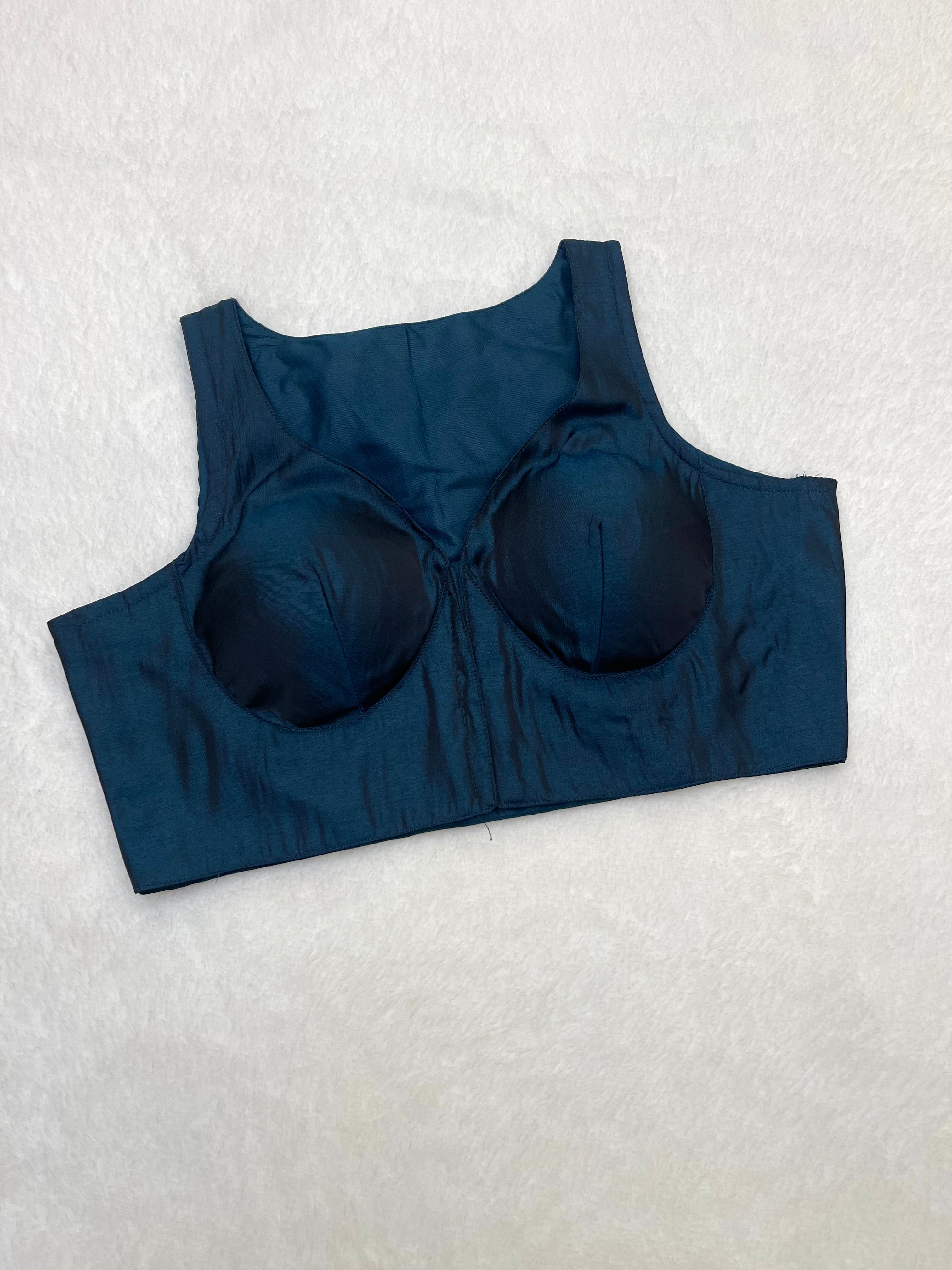 Cotton silk sleeveless V-neck padded blouse