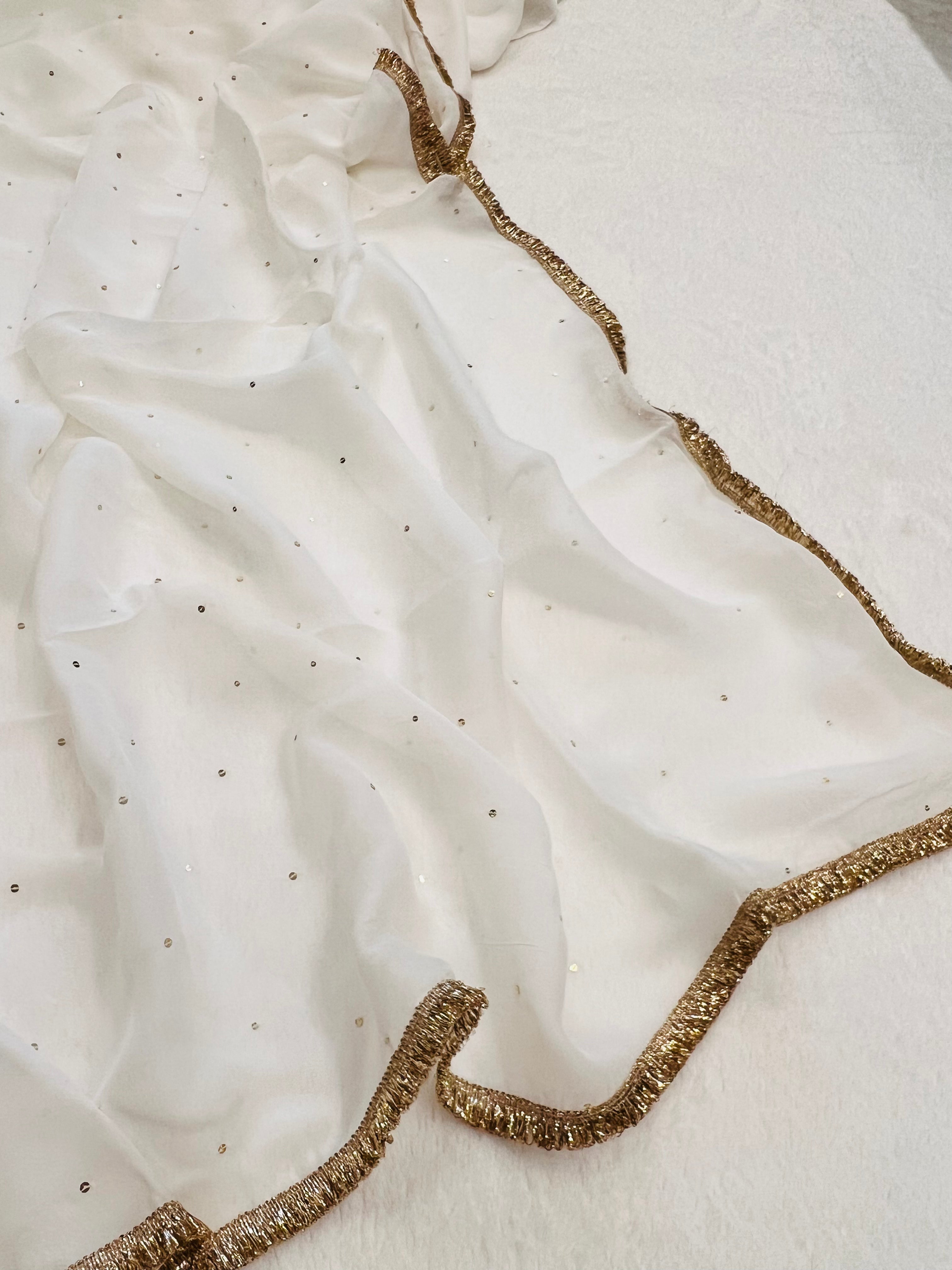 Gul-E-bahaar Handwork Saree
