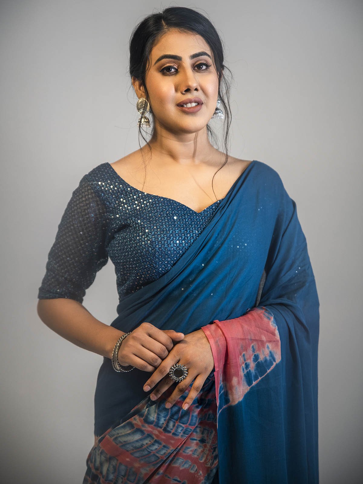 Divine Mul Cotton Shibori Saree