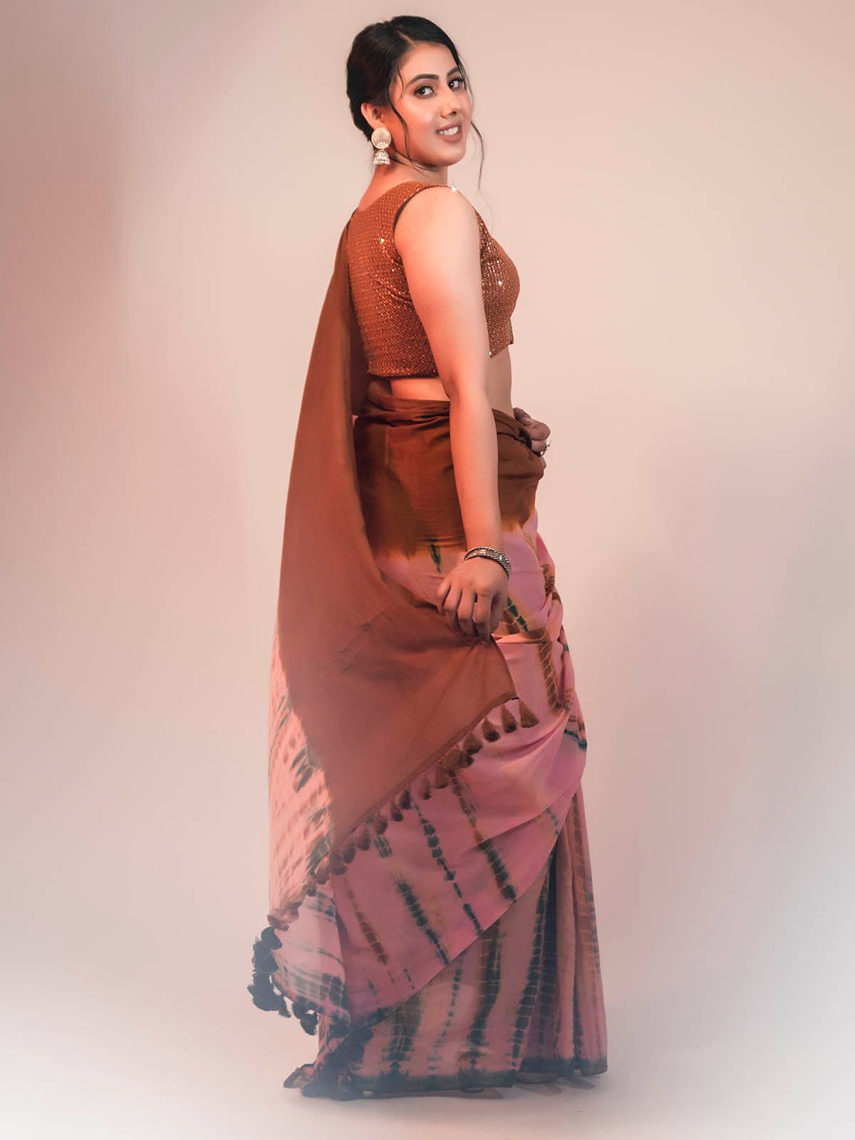 Apsara Mul Cotton Shibori Saree
