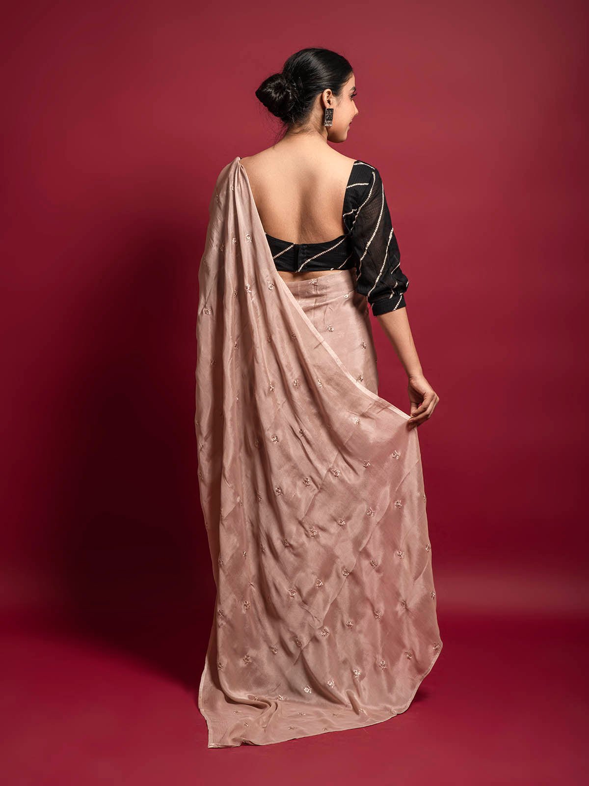 Vintage Vibes Nude Pink Chiffon Saree