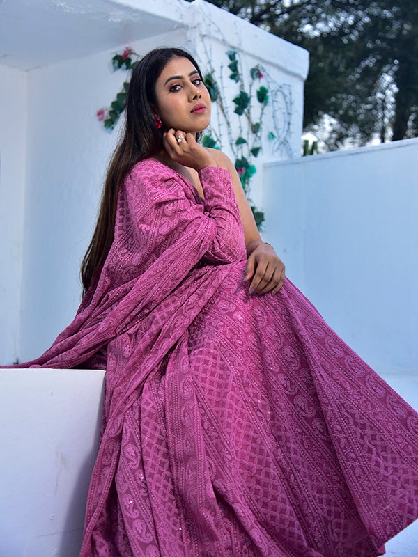 Shaam Gulabi Lehenga