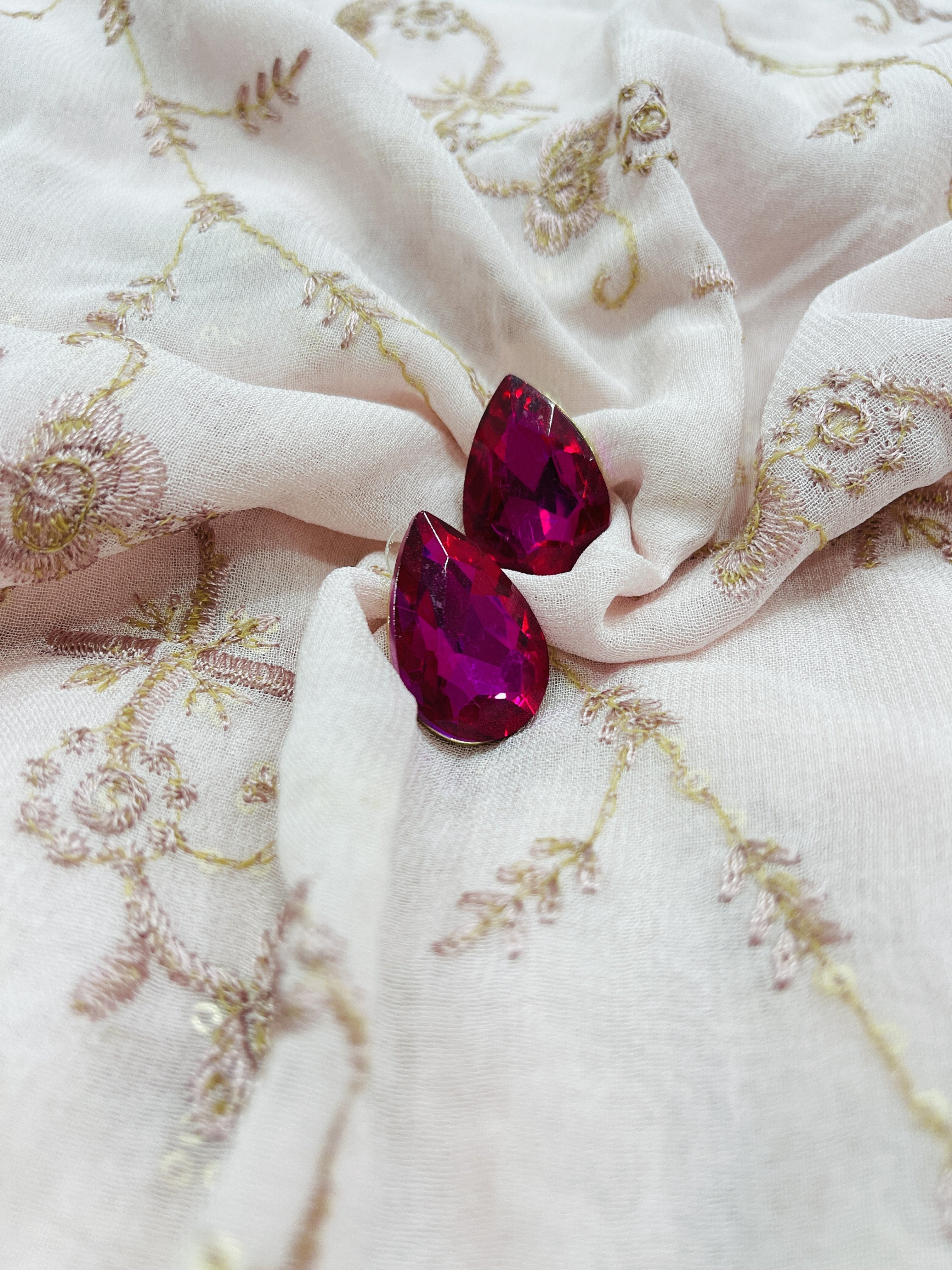 Pink Embroidery Duppatta