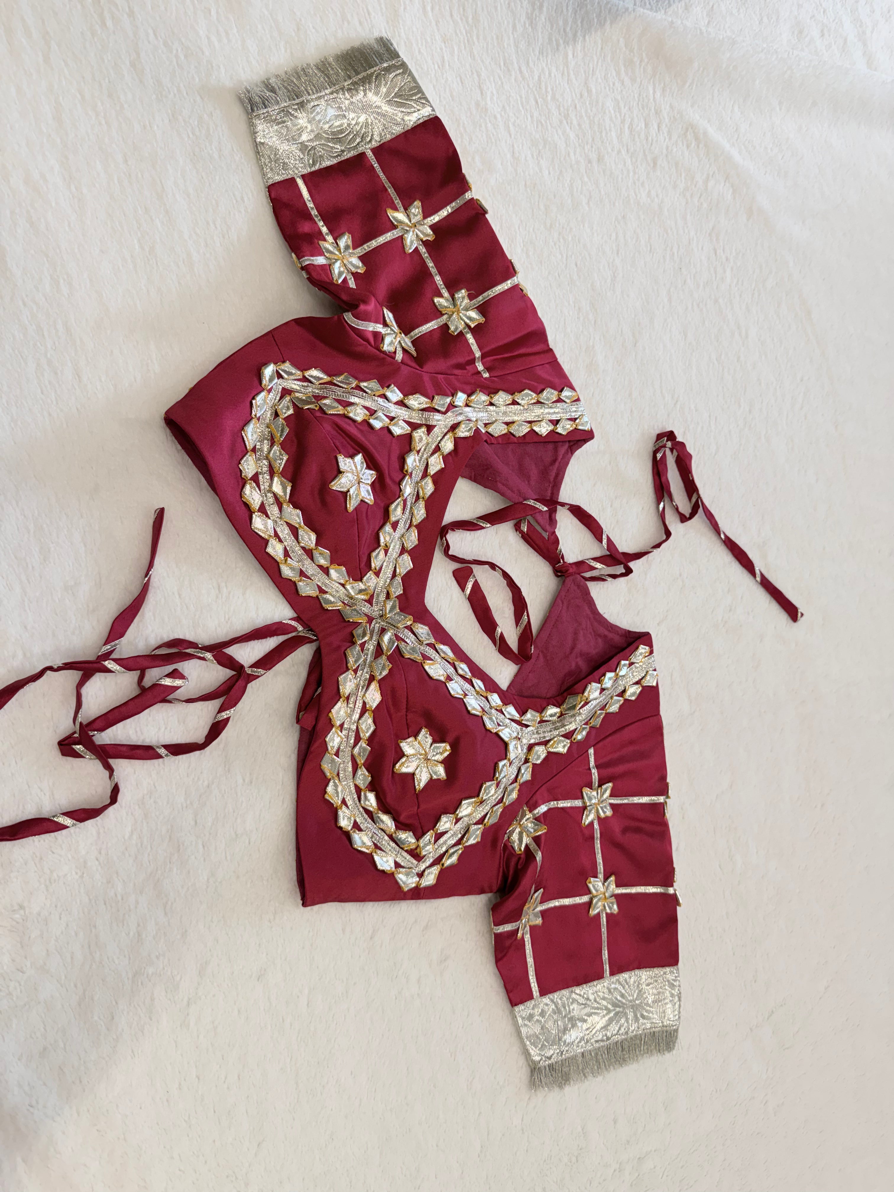 Haseena Aangi Blouse