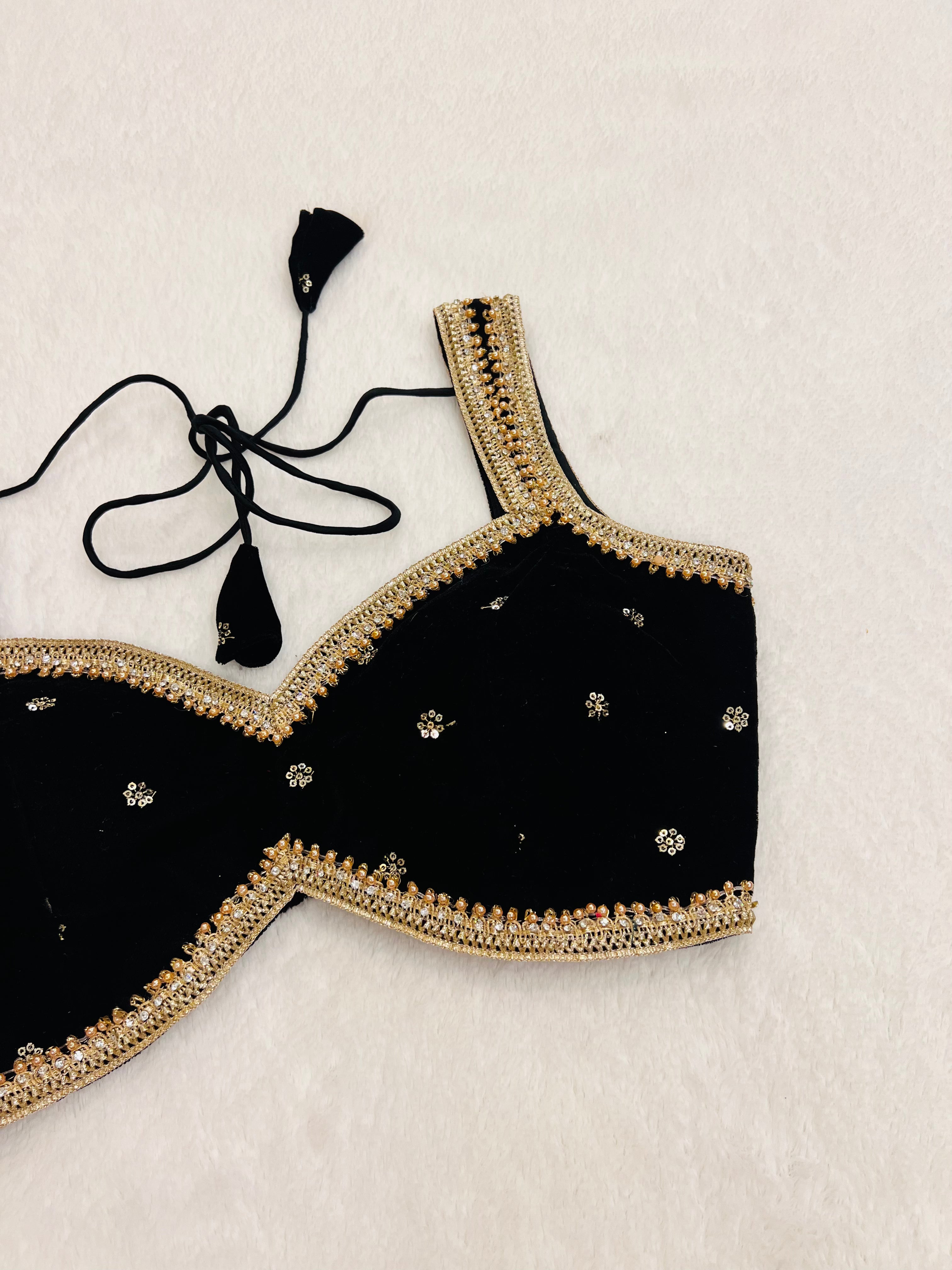 HUSN BLACK BLOUSE