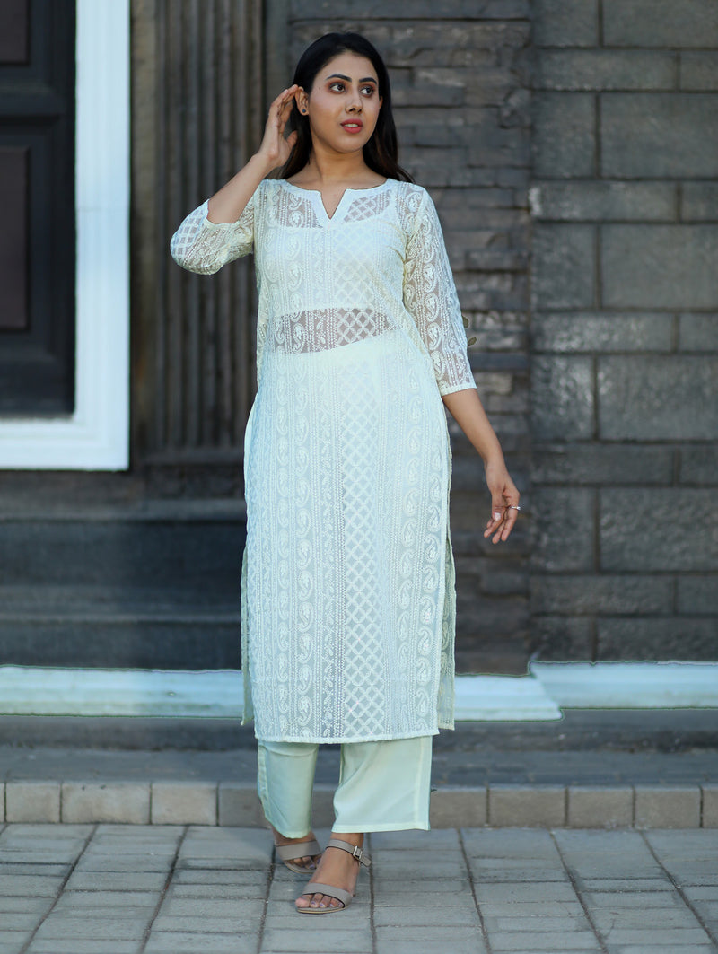 Buy online Nazrana White Short Chikankari Kurti from Kurta Kurtis for Women  by Nazrana Chikan for ₹1360 at 13% off | 2024 Limeroad.com