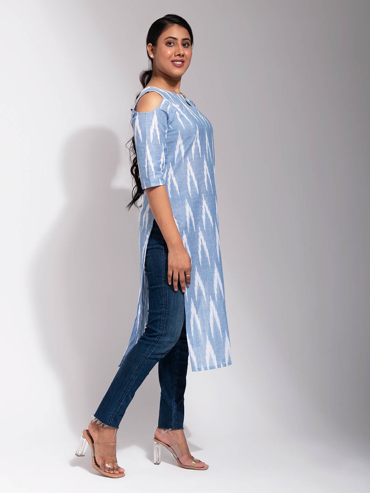 Waves Dropping Ikkat Straight Kurti