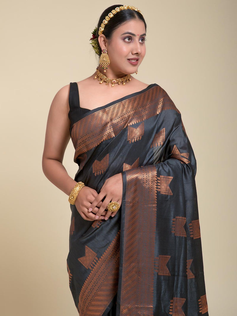 Black dahlia Saree