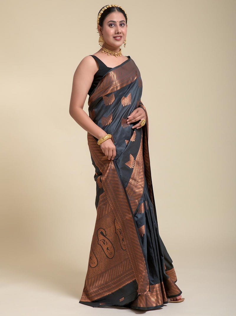 Black dahlia Saree