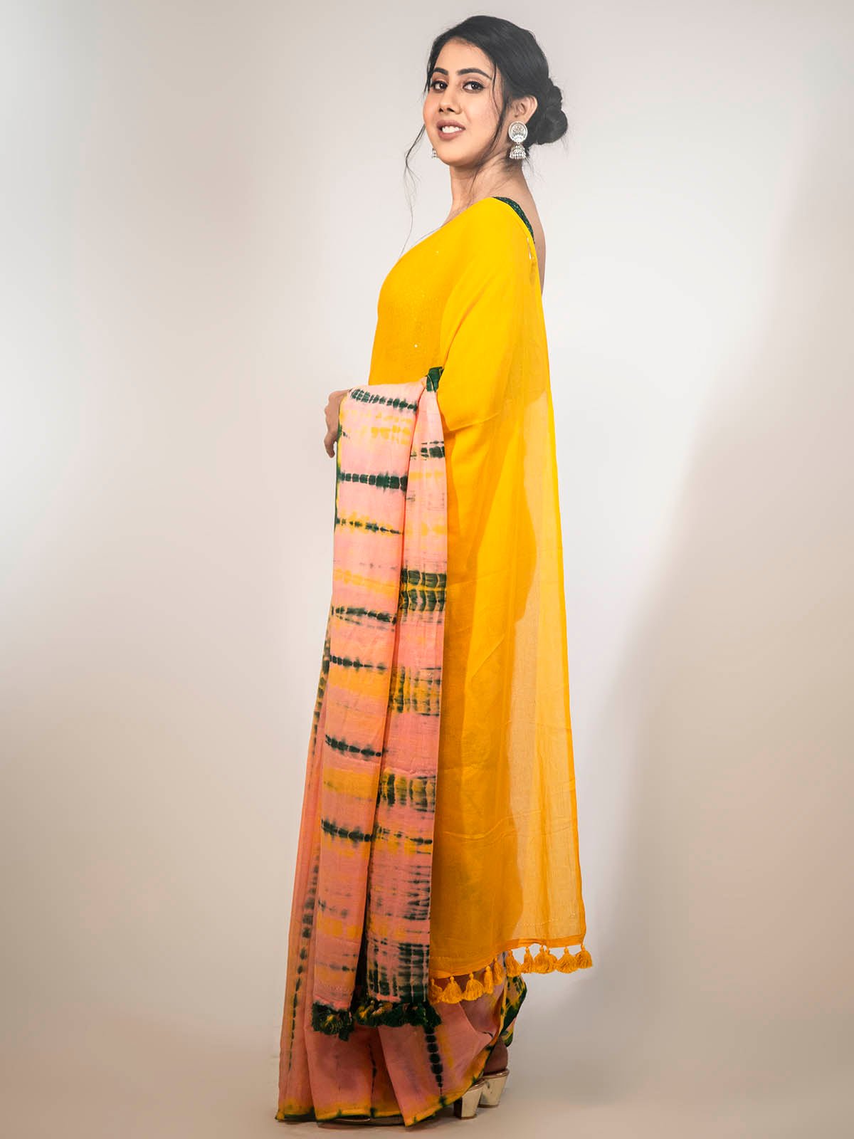 Butterscotch Mulmul Cotton Saree