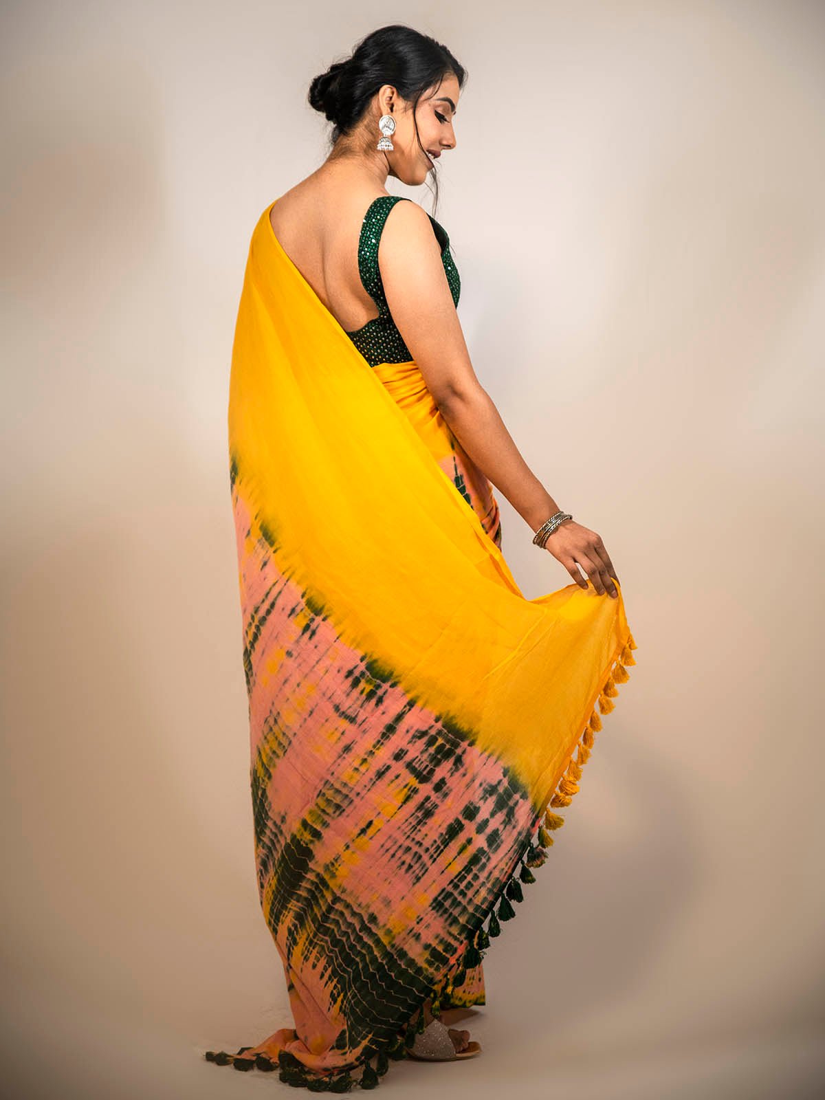 Butterscotch Mulmul Cotton Saree