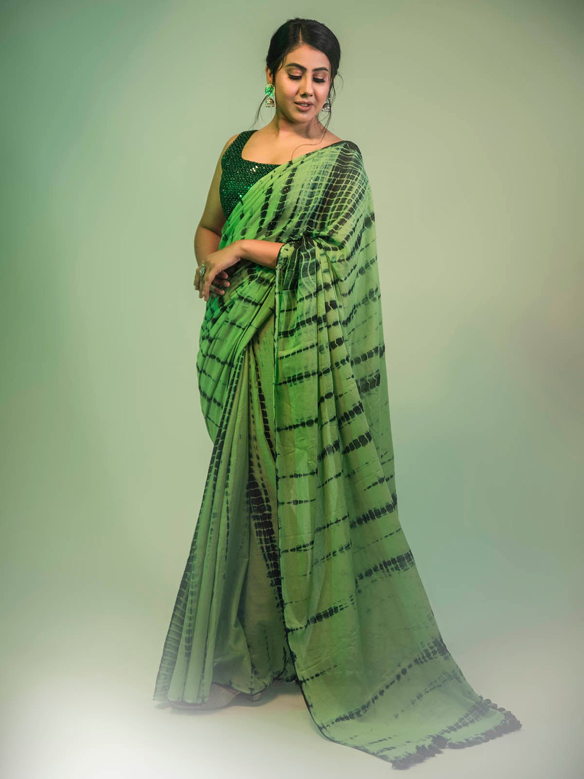 Gazal Mul Cotton Green Shibori Saree
