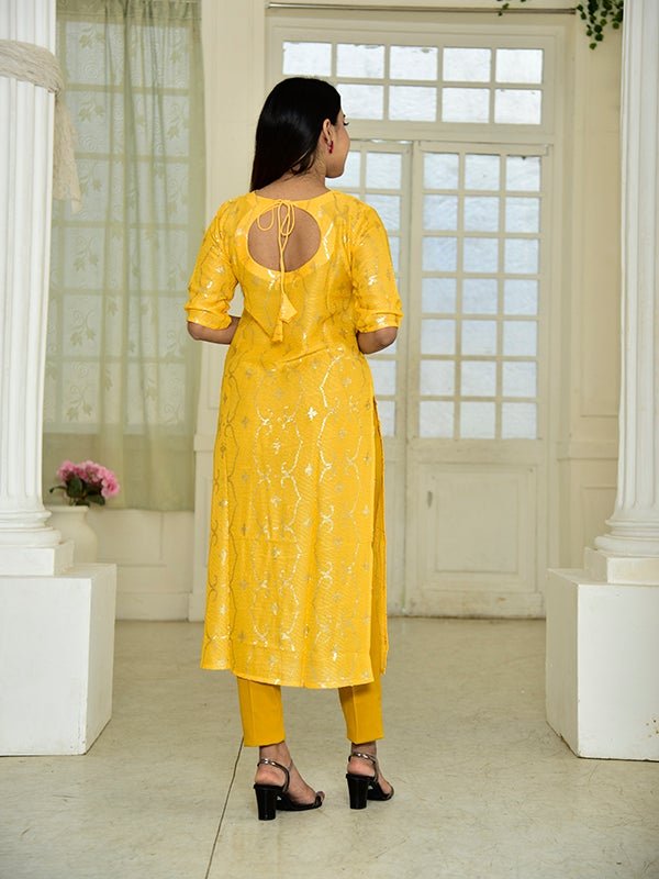 Kainat kurti